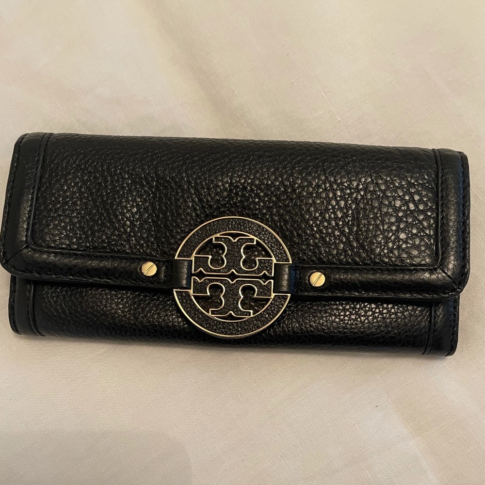 Black and gold Tory Burch wallet